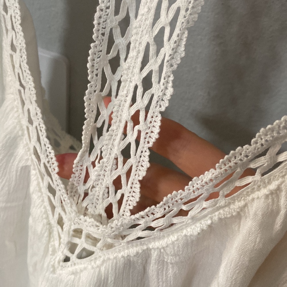 🩷3 for $20🩷Lulus White boho dress - Picture 4 of 9